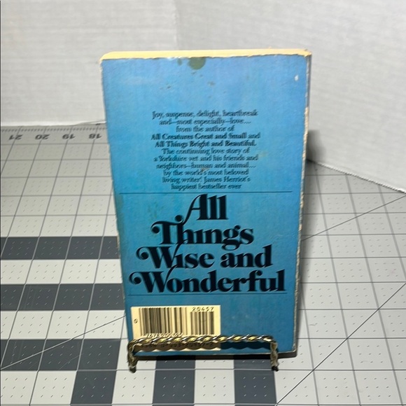 All Things Wise and Wonderful Book by James Herriot - Picture 4 of 6